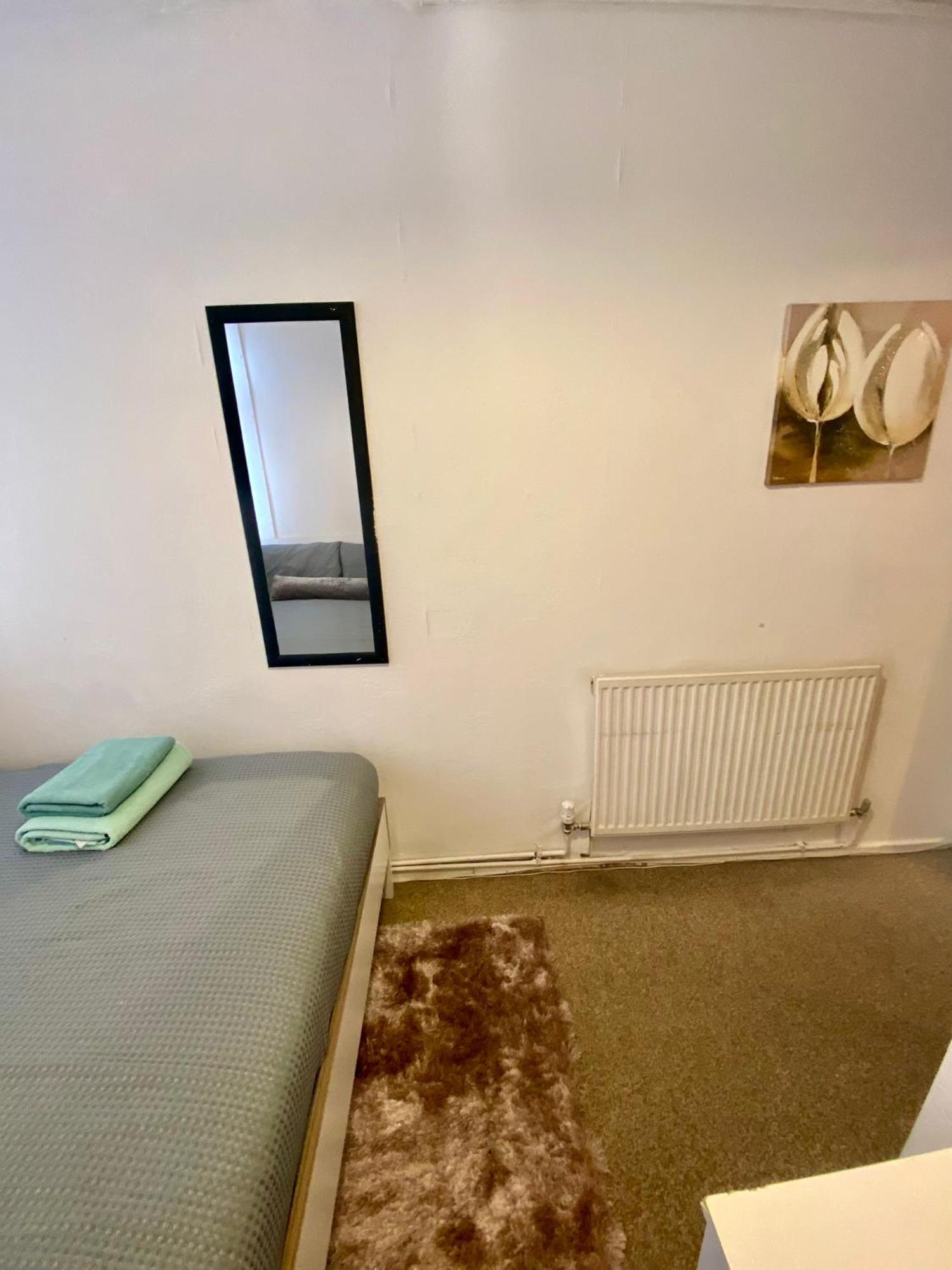 Cosy 3 Bed Apt, Old Truman Brewery! Brick Lane, London, E1 Exterior foto